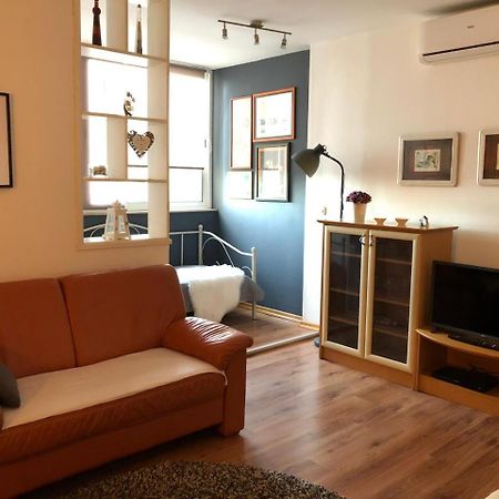 Appartement Apartman Mera à Zadar Extérieur photo