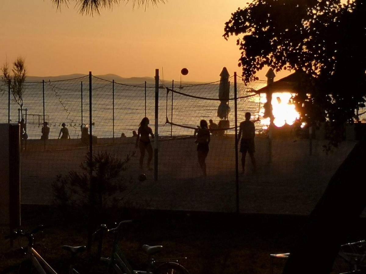 Appartement Apartman Mera à Zadar Extérieur photo